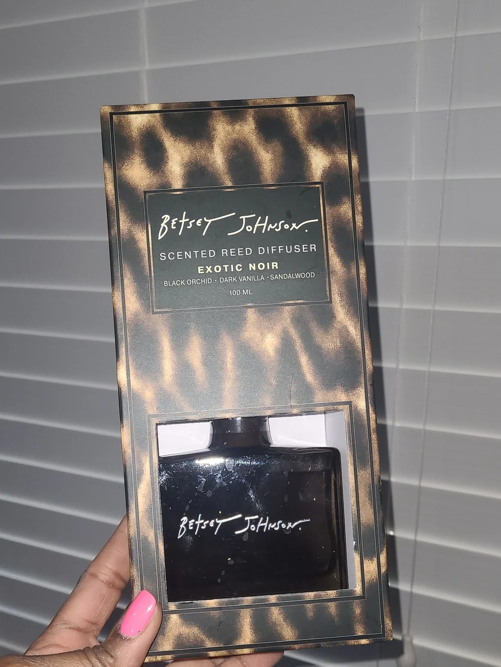 Betsey Johnson Black & Gold Exotic Noir Reed Diffuser - 100ml